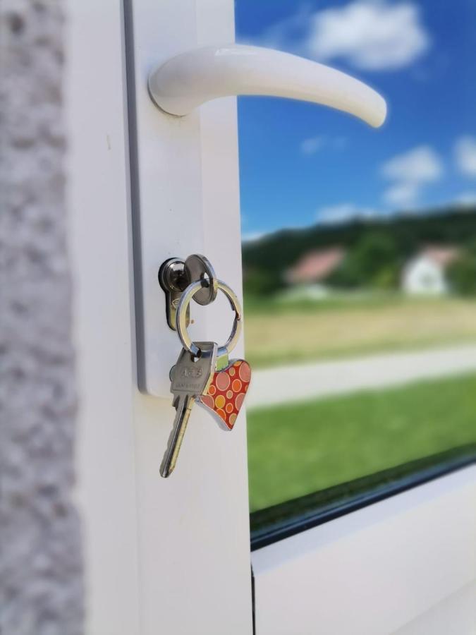 Kuca Za Odmor Roby Apartamento Saborsko Exterior foto