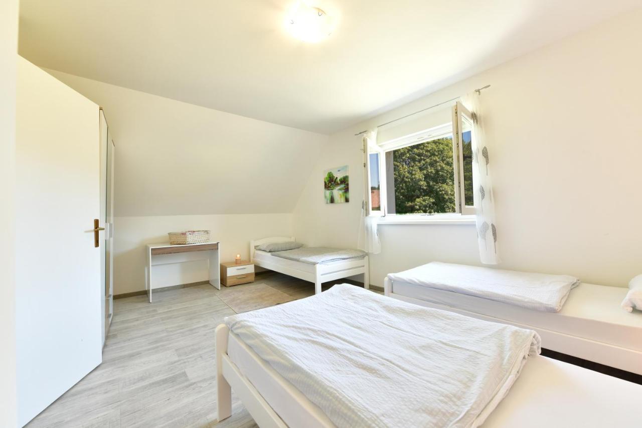 Kuca Za Odmor Roby Apartamento Saborsko Exterior foto